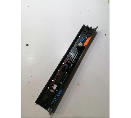 Накладка порога передняя левая внутренняя