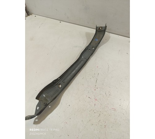 Кронштейн фары правый