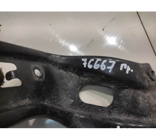 Кронштейн кузова(правый)