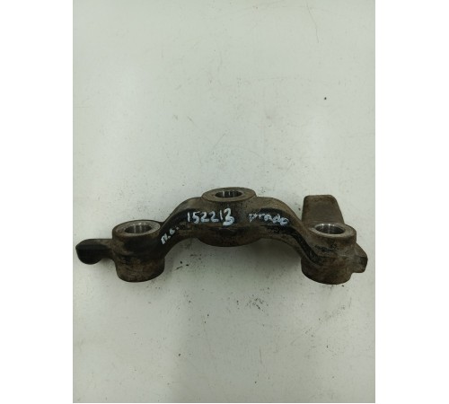 Кронштейн передний левый