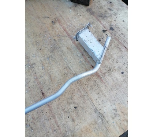 Усилитель переднего бампера