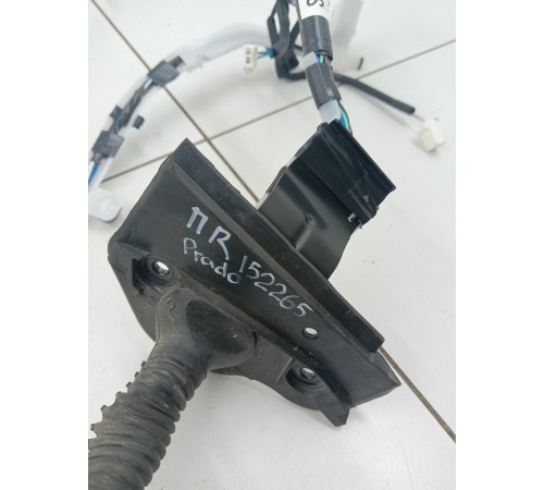 Электропроводка двери передняя правая