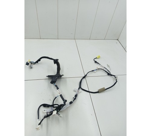 Электропроводка двери передняя правая