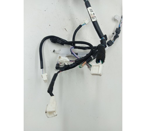 Электропроводка двери передняя правая