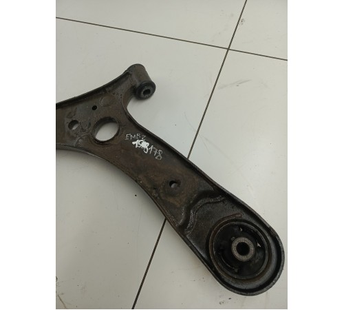 Рычаг подвески передний правый