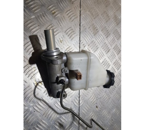 Главный тормозной цилиндр