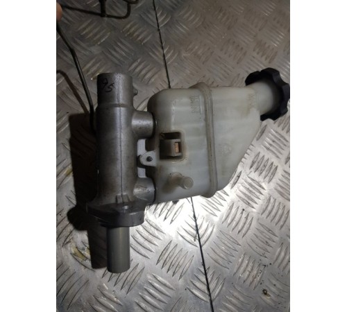 Главный тормозной цилиндр