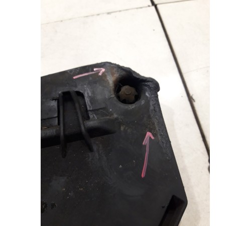 Крышка двигателя защитная передняя