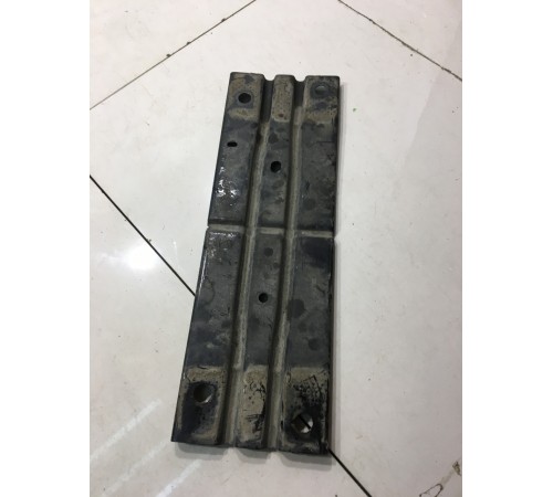 Кронштейн глушителя