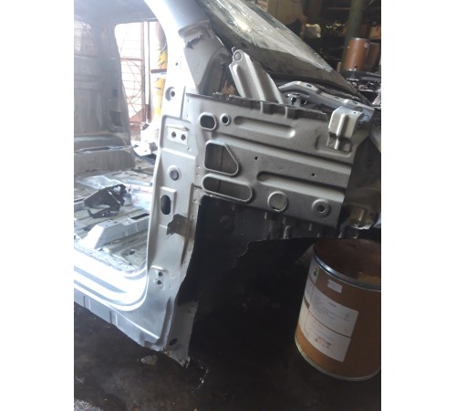 Стойка кузова передняя правая