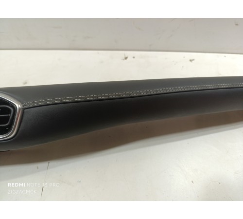 Декоративная накладка торпедо с дефлектором