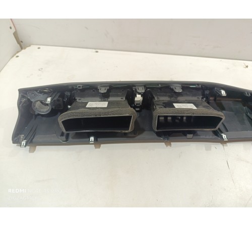 Декоративная накладка торпедо с дефлектором