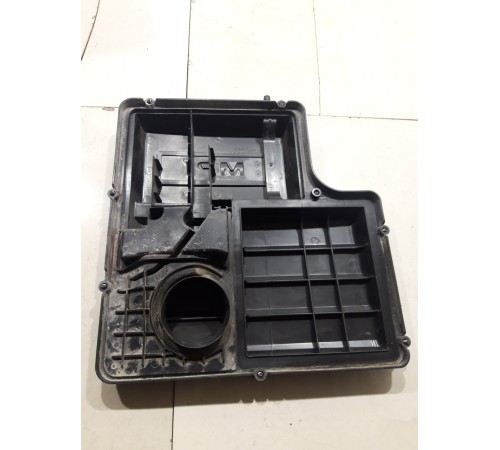 Корпус крышка воздушного фильтра