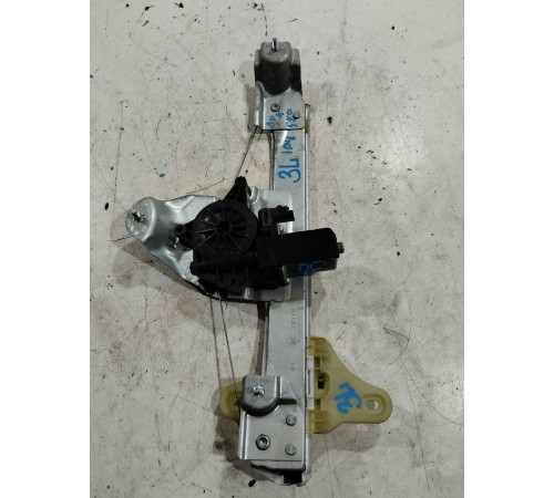 Стеклоподъемник (задний левый)