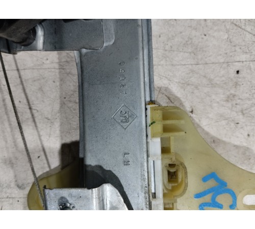 Стеклоподъемник (задний левый)