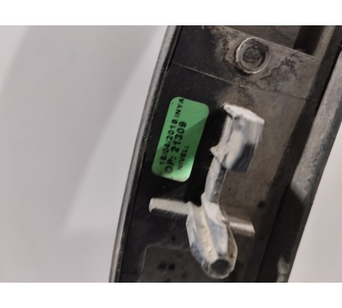 Накладка арки крыла (задняя левая)