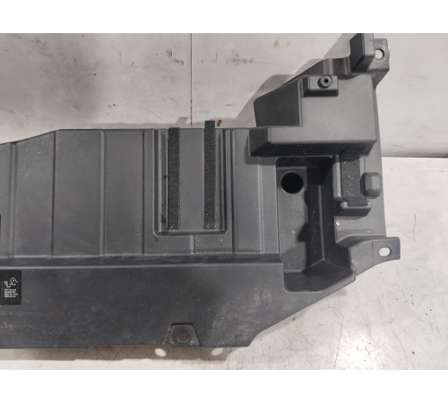 Кронштейн (накладка) пола багажника