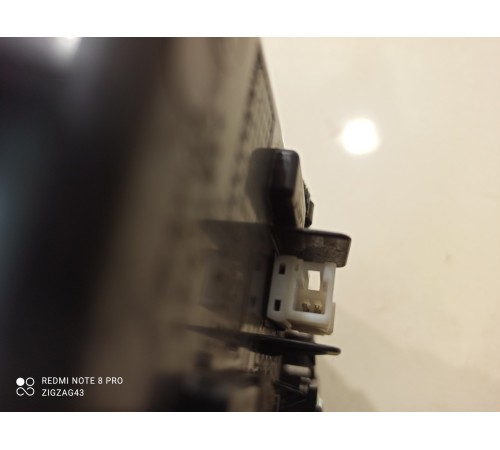 Бардачок центральной консоли