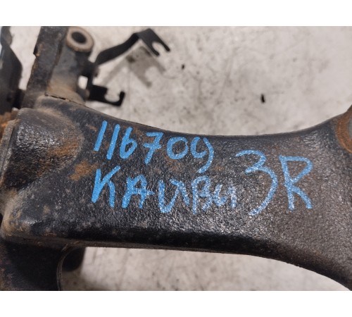 Кулак поворотный задний правый