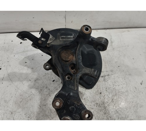 Кулак поворотный задний правый