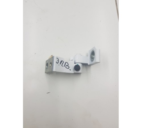 Петля двери задняя правая верхняя