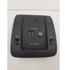 Плафон внутреннего освещения салона передний