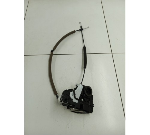 Замок двери задний правый