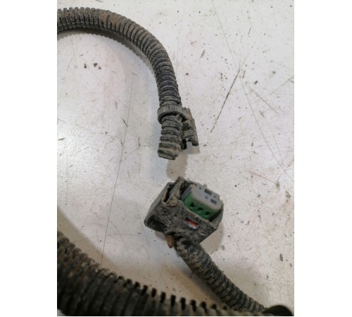 Электропроводка переднего бампера