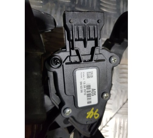 Педаль газа