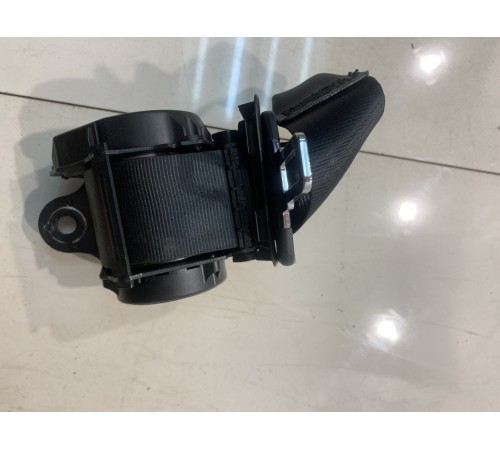 Ремень безопасности (задний, средний)