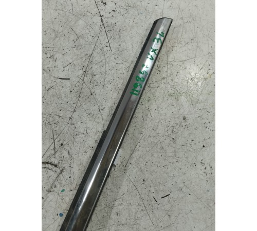 Уплотнитель стекла задний левый внешний