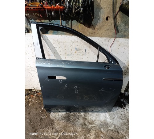 Дверь передняя правая