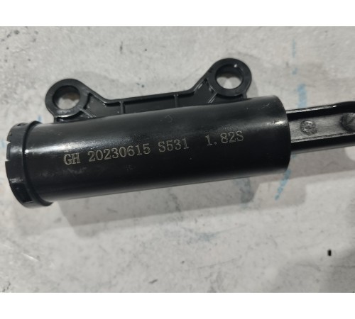 Амортизатор бардачка