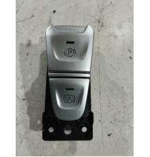 Кнопка стояночного тормоза (ручника)