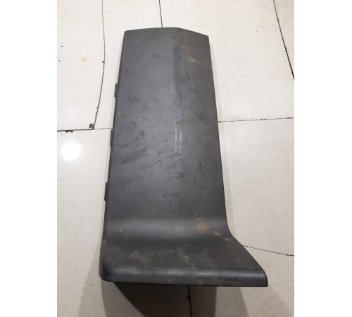 Крышка блока предохранителей