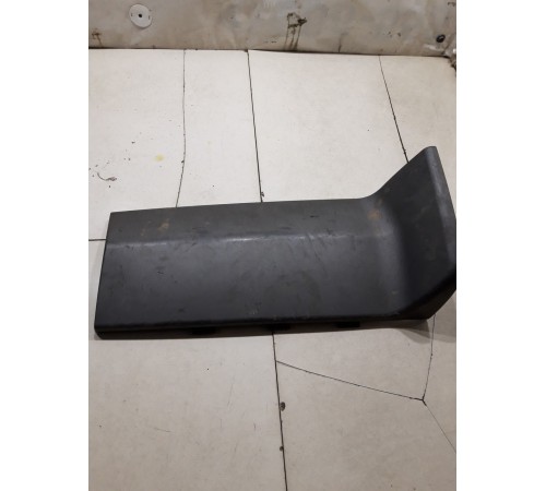 Крышка блока предохранителей