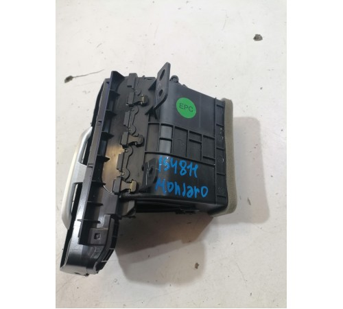 Дефлектор воздушный правый