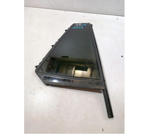 Стекло двери заднее правое, форточка