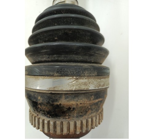 Полуось (привод) передний правый