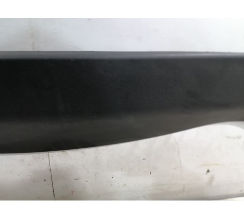 Обшивка крышки двери багажника верхняя