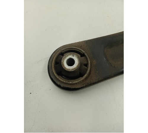 Рычаг подвески передний левый