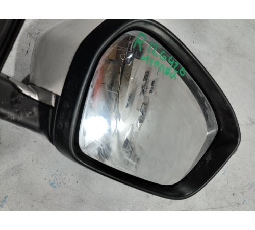 Зеркало заднего вида правое