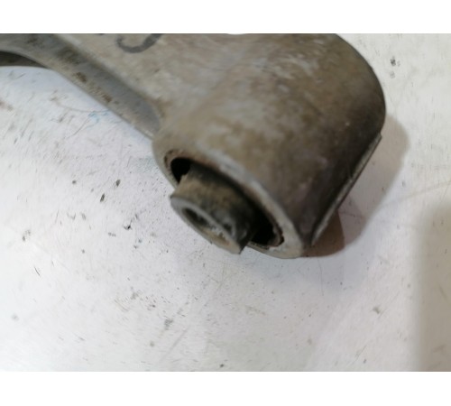 Подушка двигателя, опора нижняя