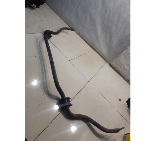 Стабилизатор передний