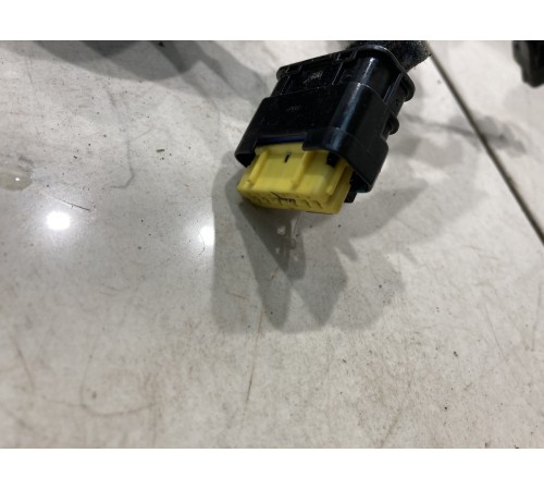 Электропроводка двери (передней правой)