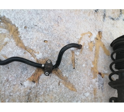 Стабилизатор передний