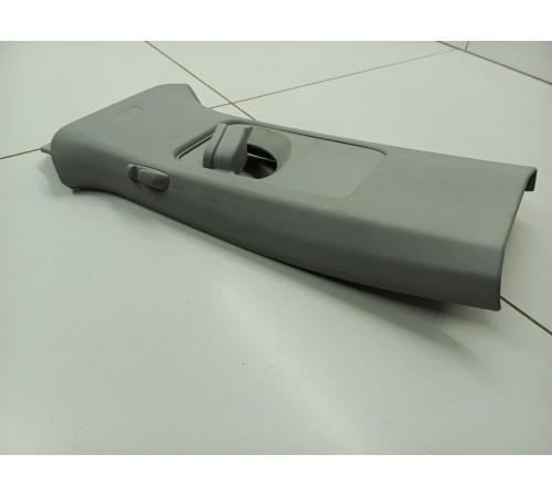 Обшивка центральной стойки левая верхняя