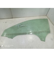 Стекло двери (переднее левое)