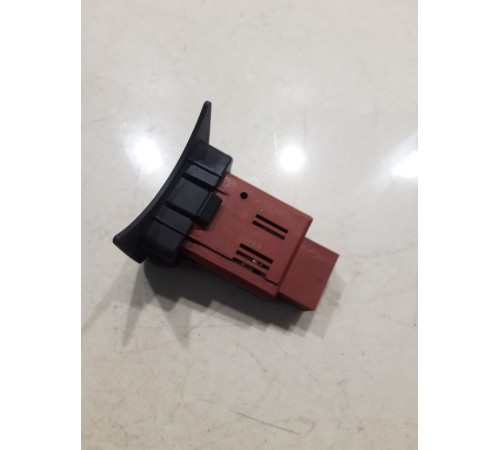 Кнопка корректировки света фар