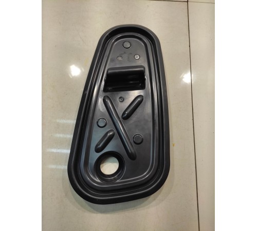 Накладка двери(передняя, правая)